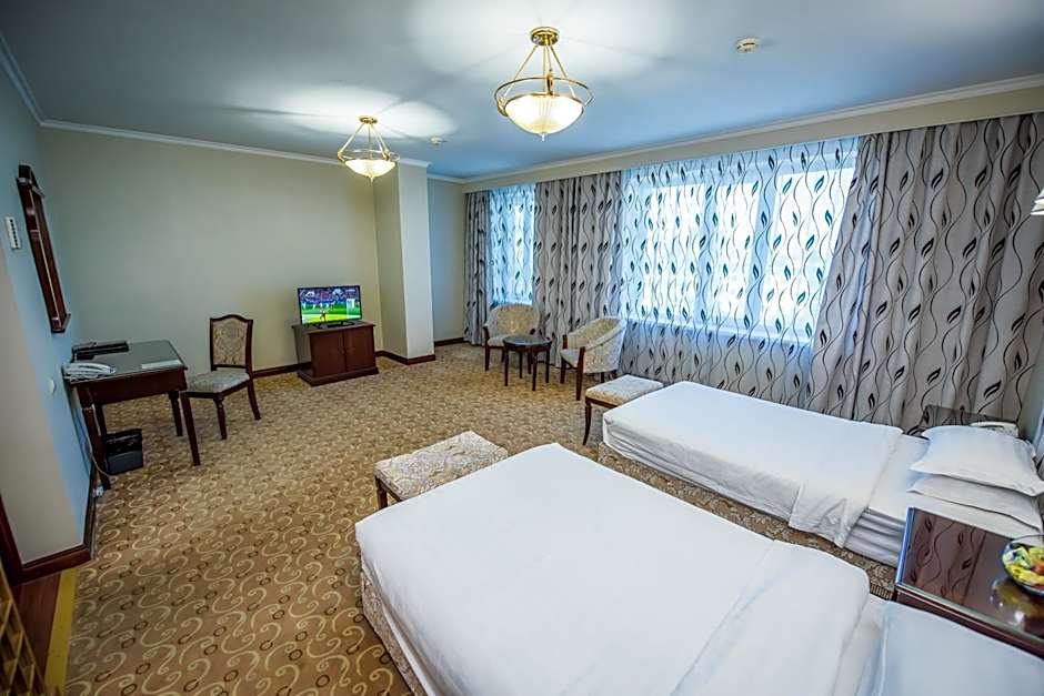 Photo 1 of 16 of Business 2 Beds