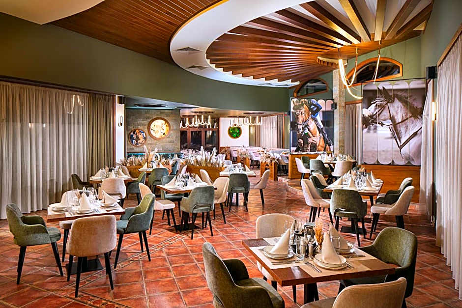 Boutique Complex Trakiets