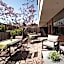 La Paula Apartments & Suites