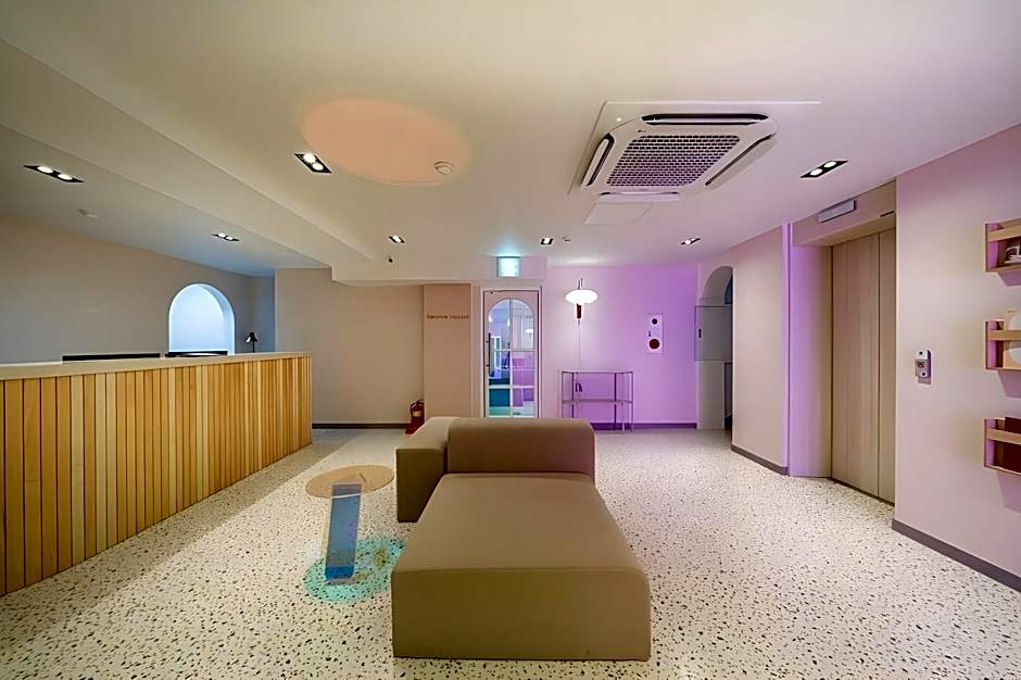 Knockin Hotel Daejeon by Aank