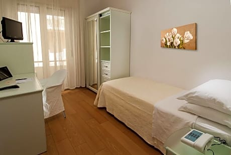 Deluxe Single Room with Balcony