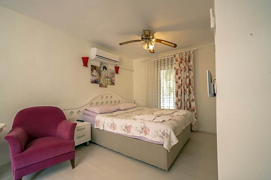 Zümrüt Çıralı Boutique Hotel