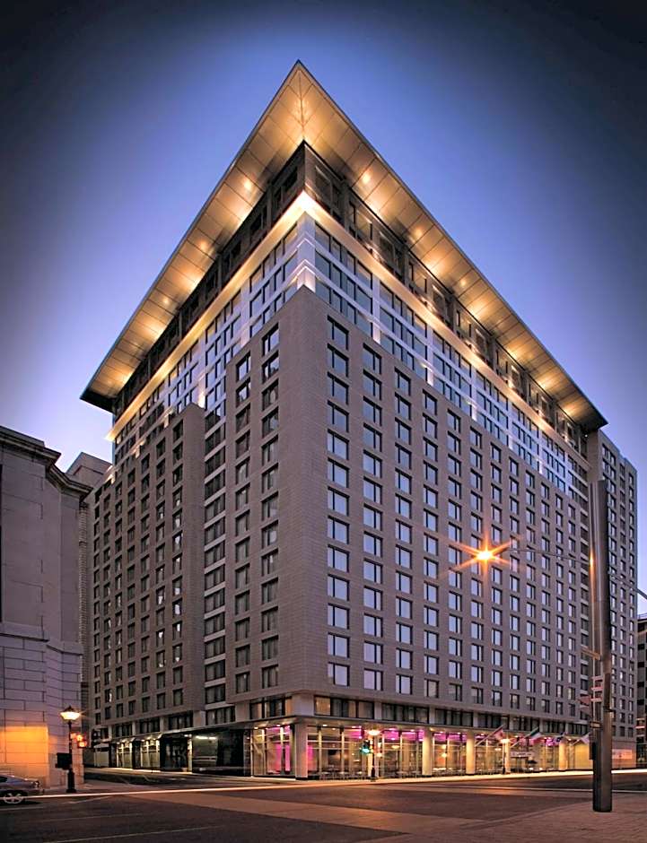 Embassy Suites by Hilton Montreal