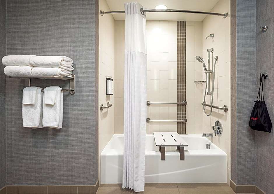 Hyatt Place Santa Cruz