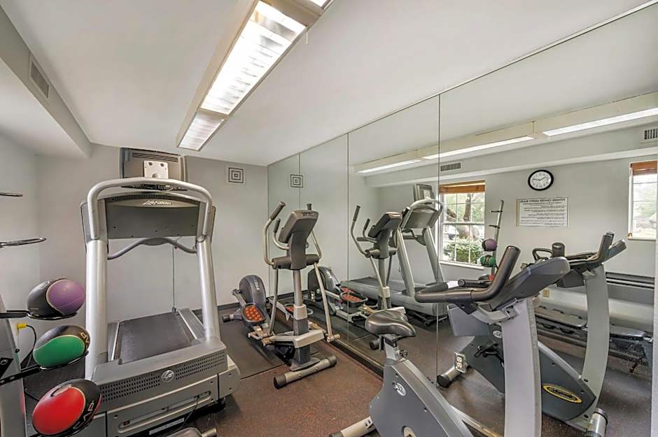 MainStay Suites Sterling near Dulles Town Center