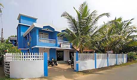 Veeniola Holiday Home