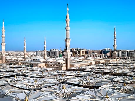 Executive King Room with Haram View
