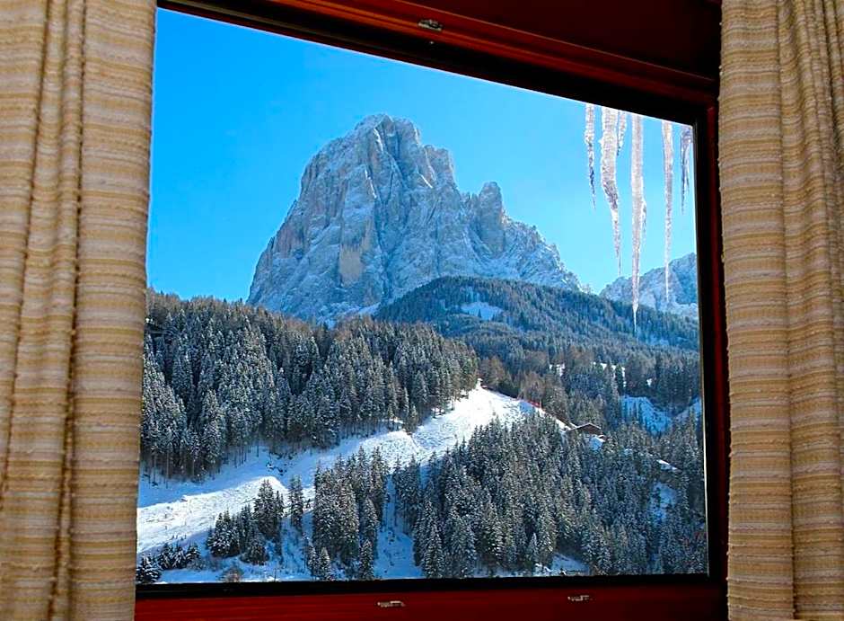 Cësa Panaval Apartments