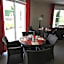Park & Suites Village Aix-Le Rousset