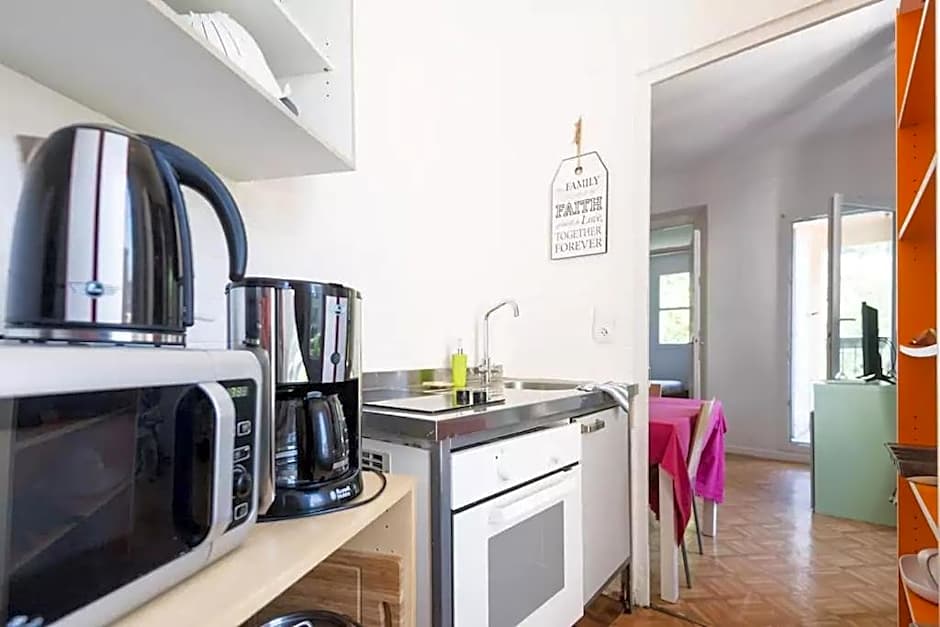 Alexandra Apartments