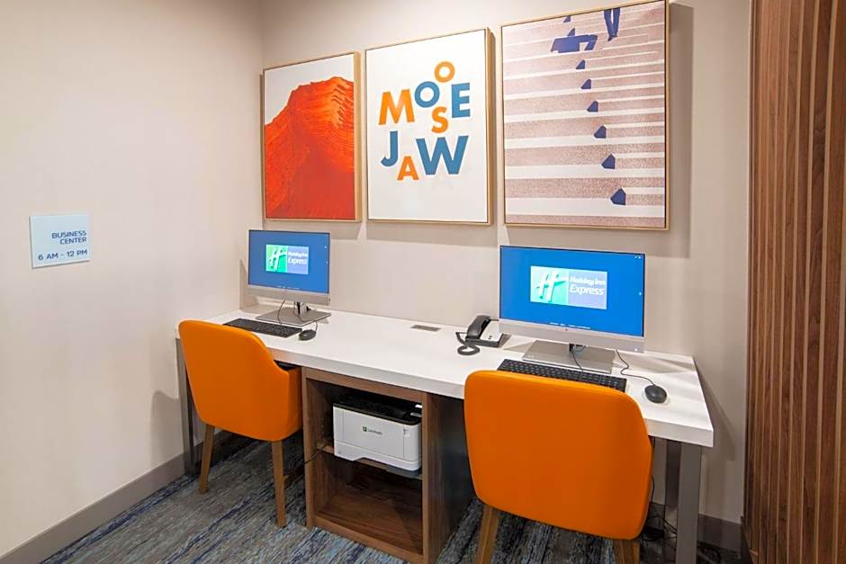 Holiday Inn Express And Suites Moose Jaw By IHG