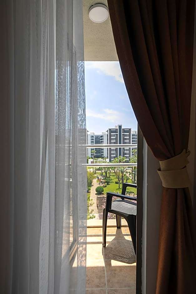 La Brisa Hotel