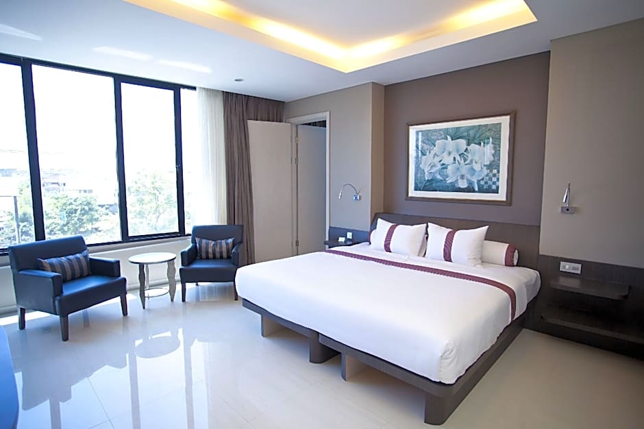 The Sun Boutique Hotel