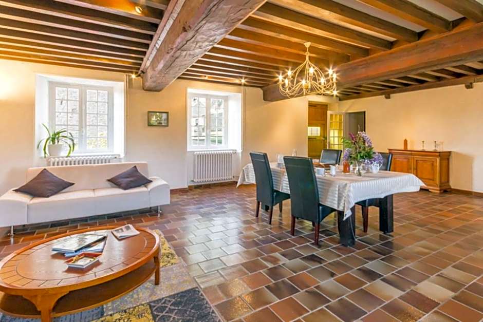 Le Manoir de Placy - Chambres d'Hôtes