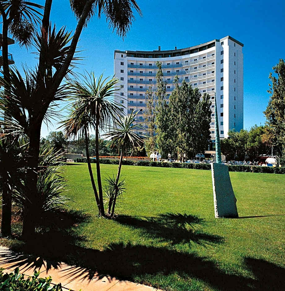 Hotel President