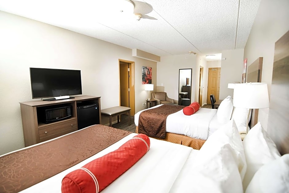 Best Western Plus Sandusky Hotel & Suites