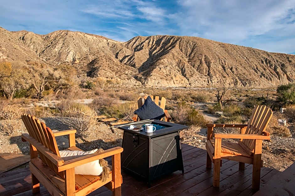 Whitewater Cabin - historic A Frame desert retreat