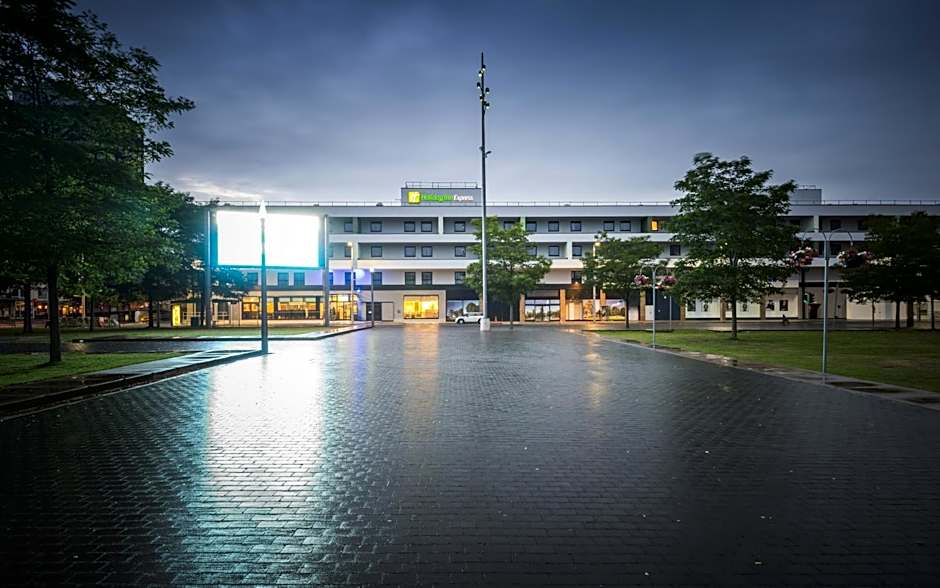 Holiday Inn Express Middlesbrough - Centre Square By IHG