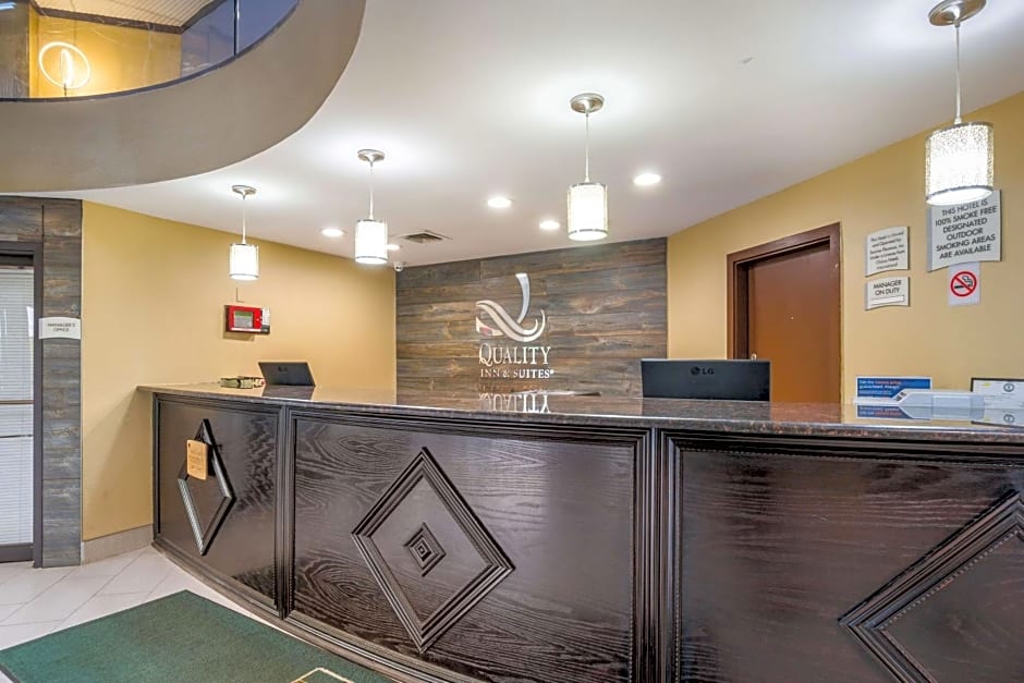 Quality Inn & Suites Florence - Cincinnati South