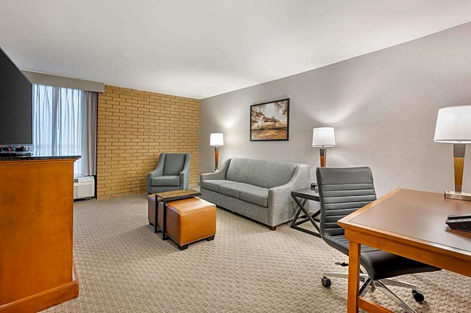 Drury Inn & Suites Champaign