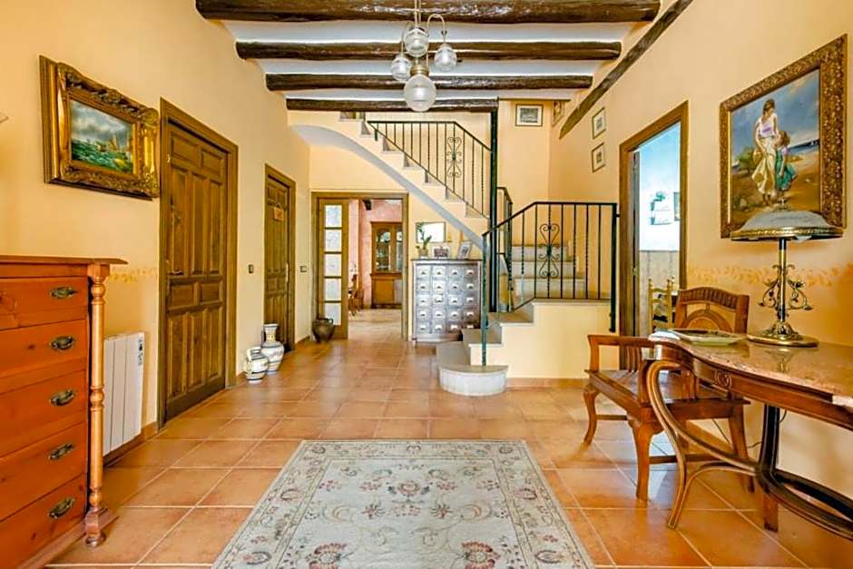 Masia Castellvi B&B
