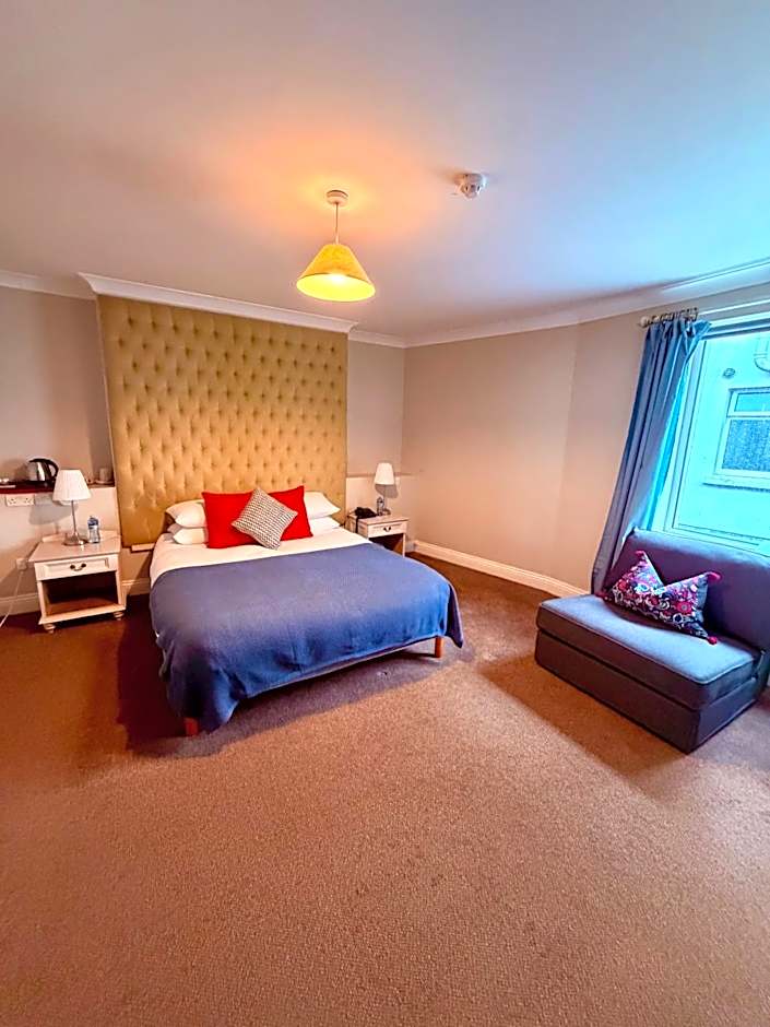 Connemara Lake Hotel