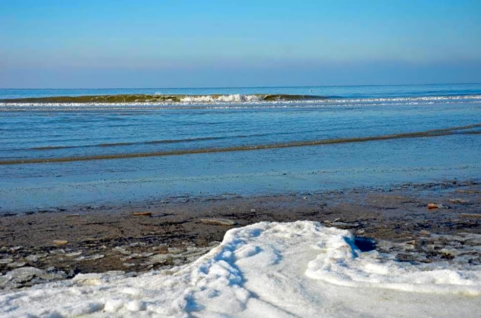 Pension 't hofje 350 meter van het strand