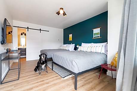 Spoke and Vine Motel