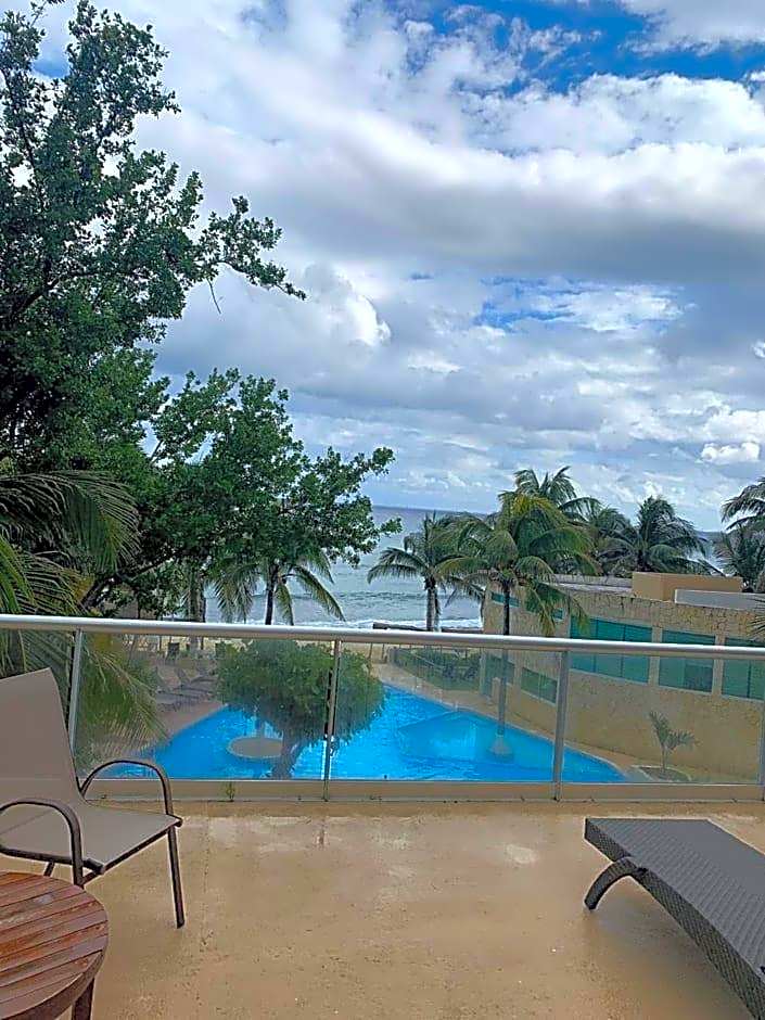 Le Reve by Mij - Beachfront Hotel