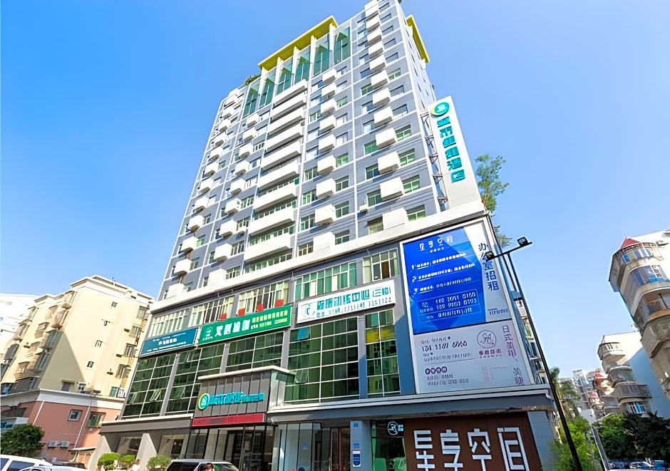 City Comfort Inn Zhuhai Fisher Girl Qinglv Road Seaside Swimming Field