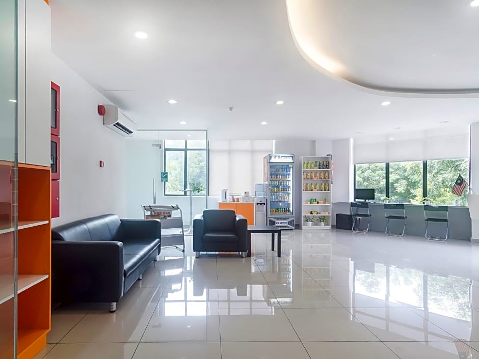 Orange Hotel Sungai Buloh