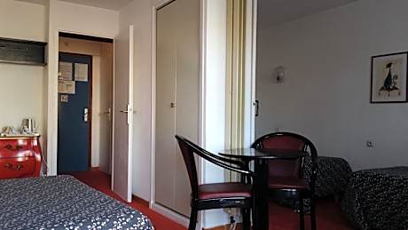 Family Room with Street View