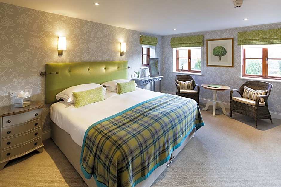 Greenhills Country Hotel