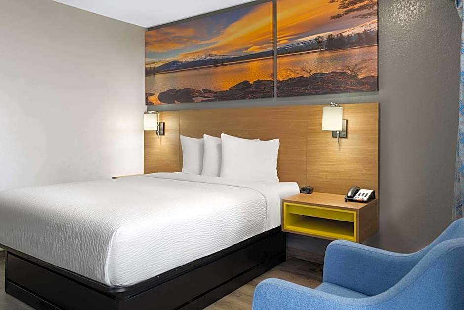 Days Inn by Wyndham Columbus Worthington