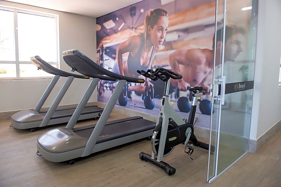 Bristol Infinity Hotel