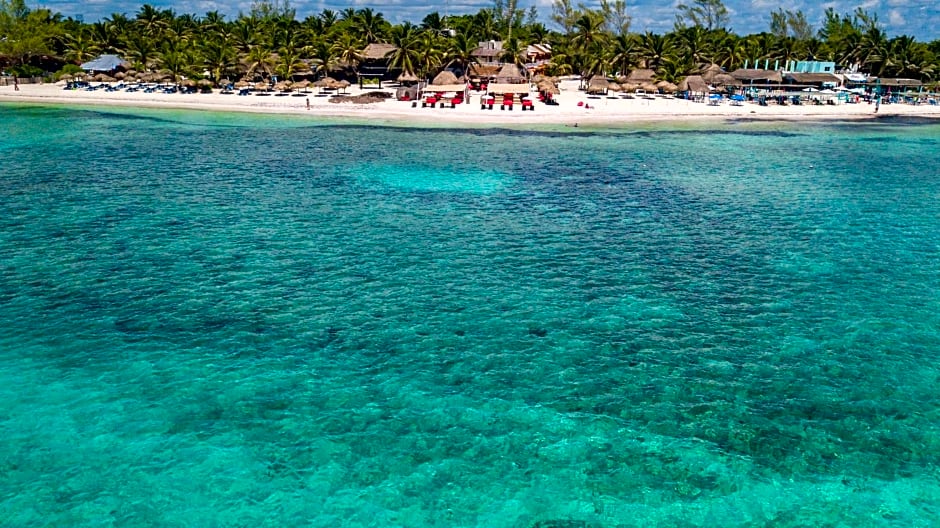 Serenity Authentic Glamping Tulum