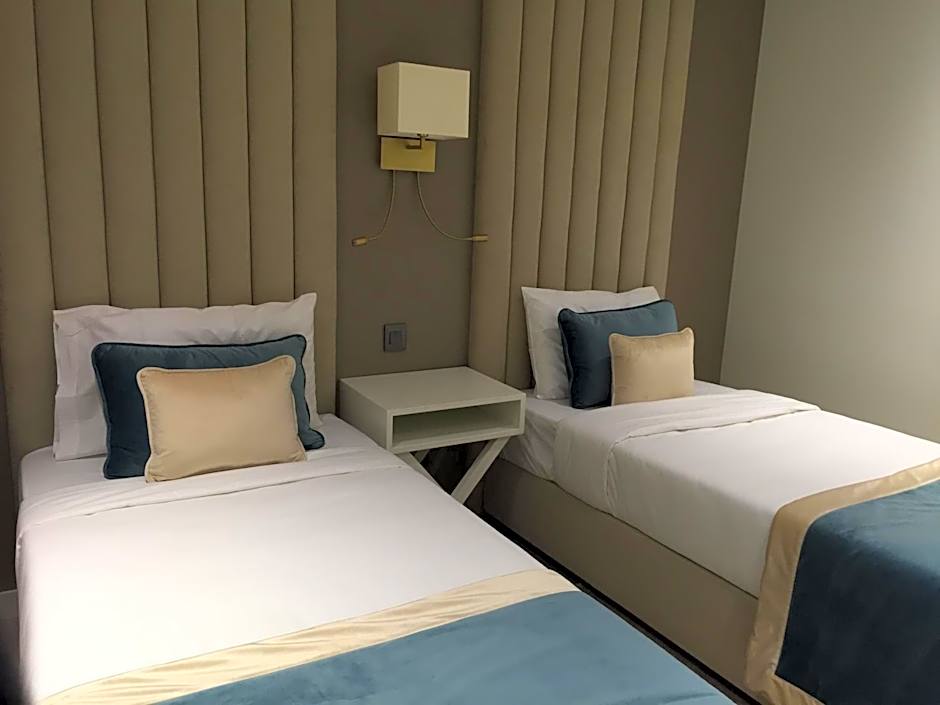 HOTEL LES 3 VALLÉES