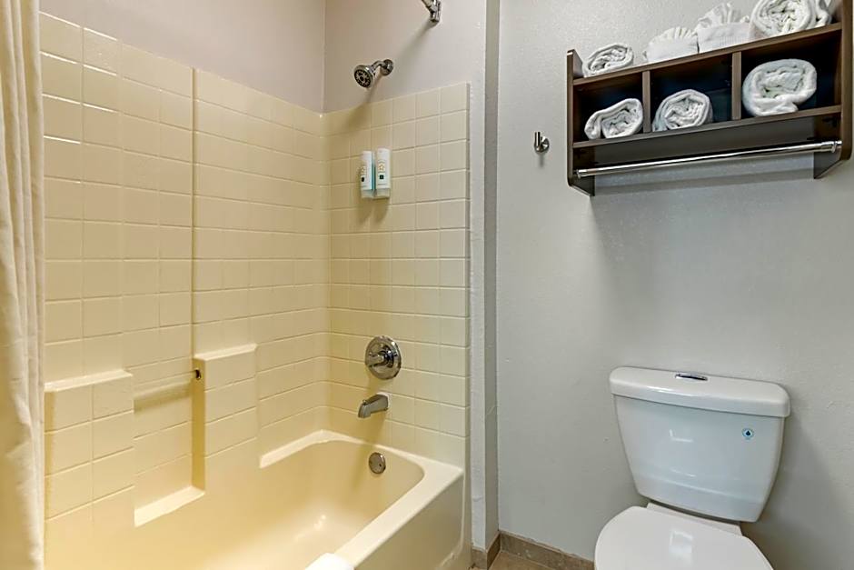 Quality Inn Near Seaworld