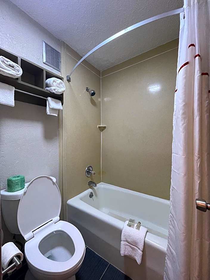 Red Roof Inn LaGrange