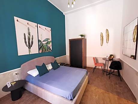 Deluxe Double Room with Shower