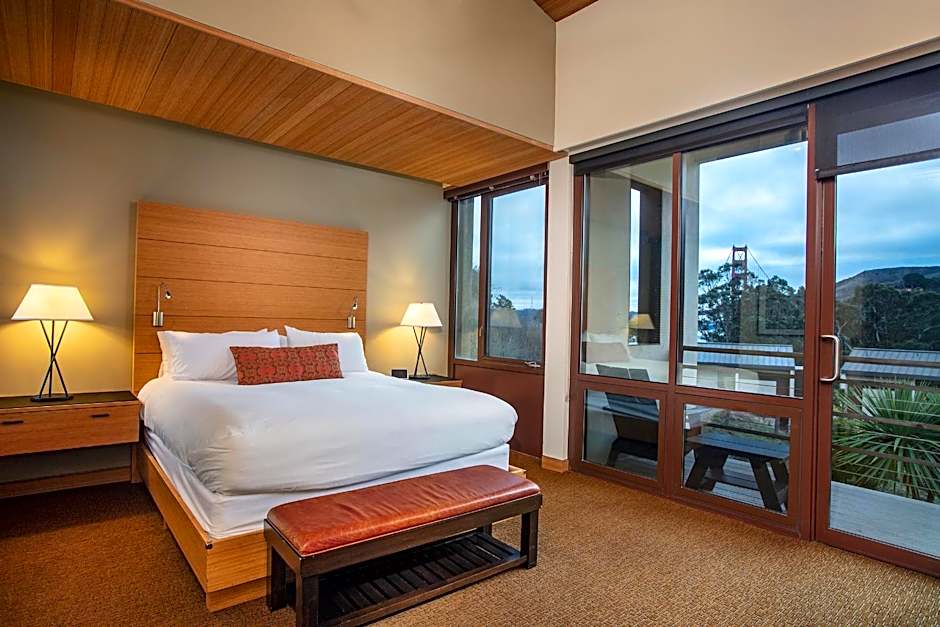 1 King Bed Suite — 6 fotoğraftan 1. fotoğraf