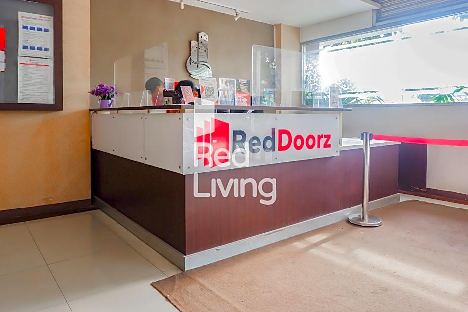 Redliving Apartemen Emerald Tower Bion Apartel 2 Tower South