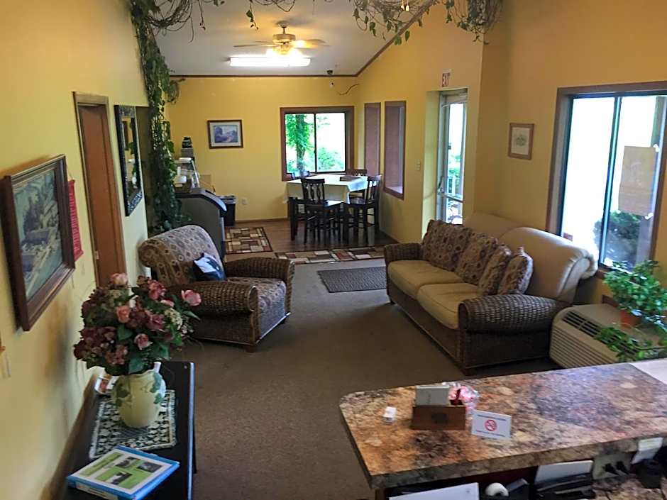Arbor Inn of Historic Marshall