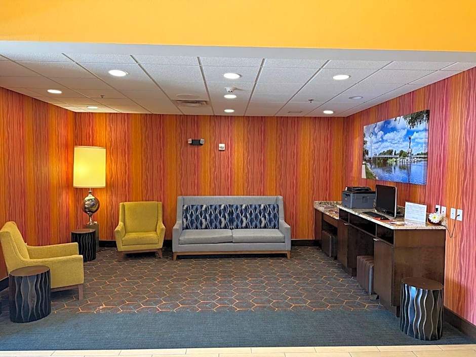 Holiday Inn Express Wichita South By IHG