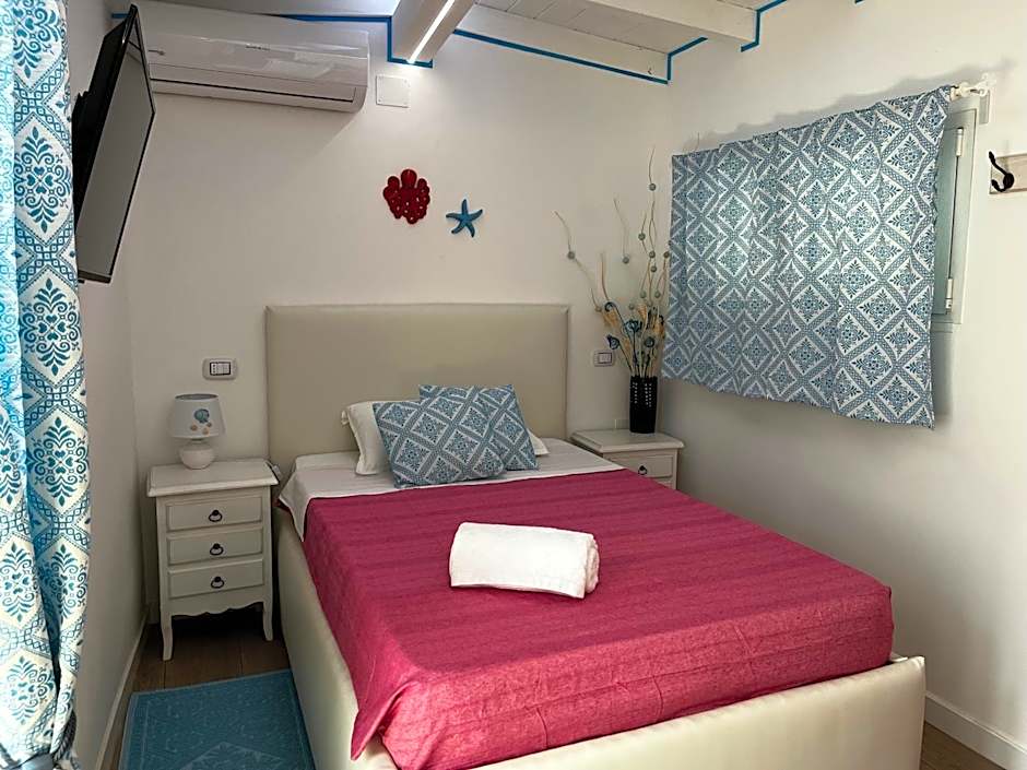 Palmasera Charming Rooms