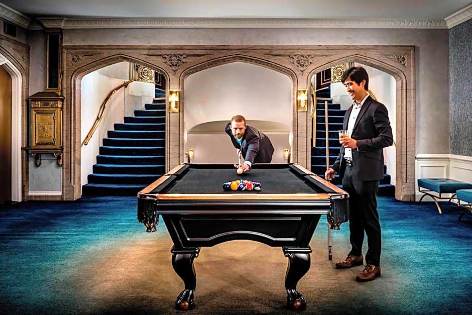 The Blackstone, Autograph Collection