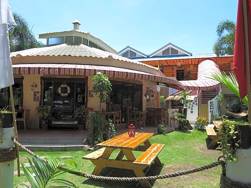 Gabbys Bed And Breakfast