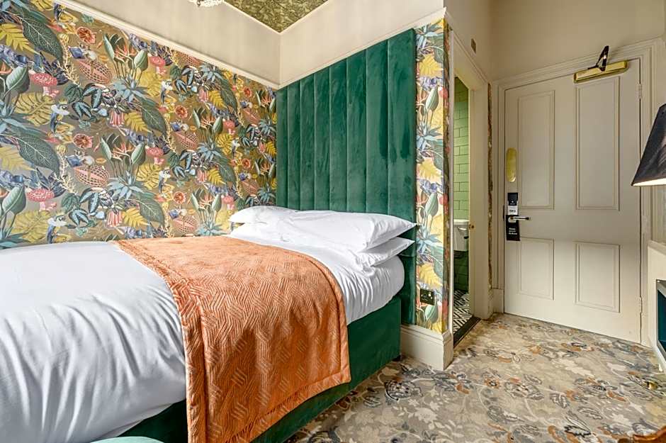 Clementine's Guest House