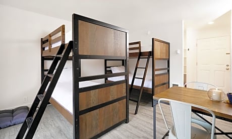 Twin Bunk Room