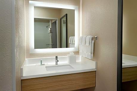 Queen Suite with Two Queen Beds and Trundle Sofa